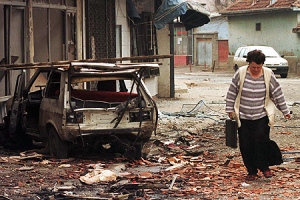 Разрушенная Приштина (фото: Reuters)